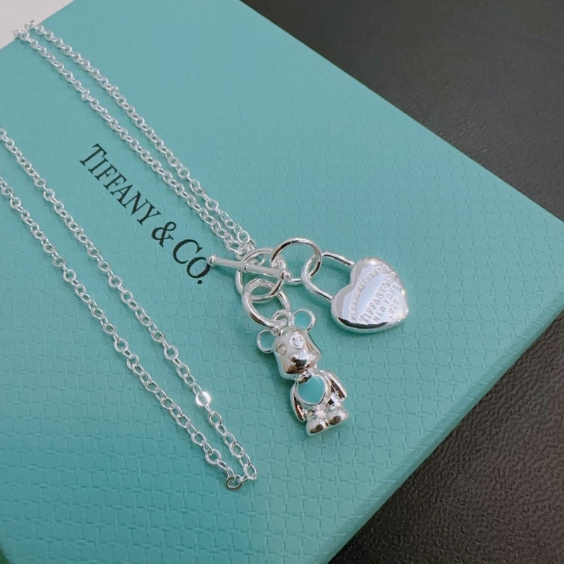 T*f*ny necklaces